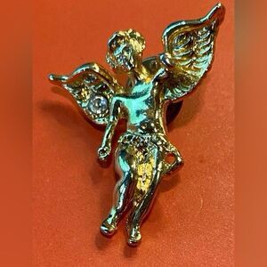 Women’s Pin Brooch Angel Gold Tone 1.25”